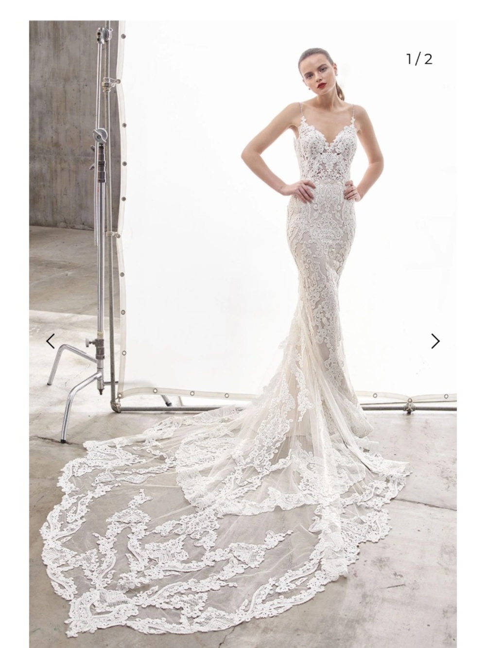 ENZOANI NANETTE WEDDING DRESS. NWOT SIZE 10